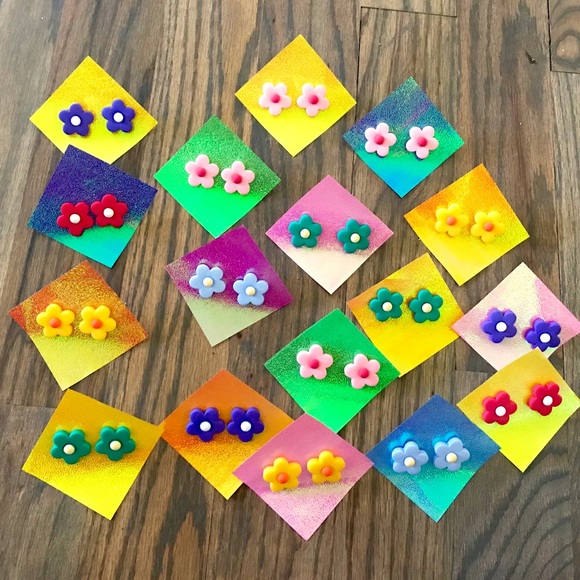 Earrings Flower Power Cheery Button - Picture 3 of 7